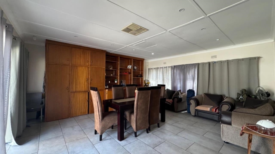 4 Bedroom Property for Sale in Monument Heights Northern Cape